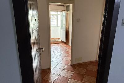 Vând aprtament 2 camere, 54 mp, zona Lujerului, sector 6, București - 6