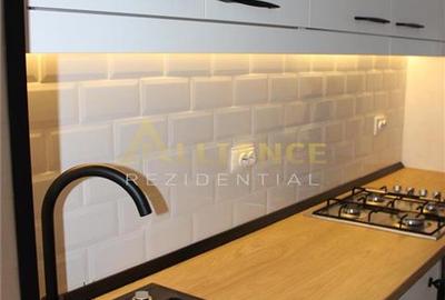 Apartament cu 3 camere decomandat în Obor