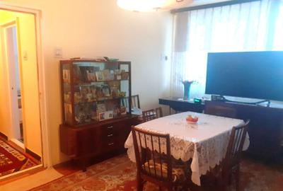 Apartament cu 2 camere semidecomandat în Țiglina 2