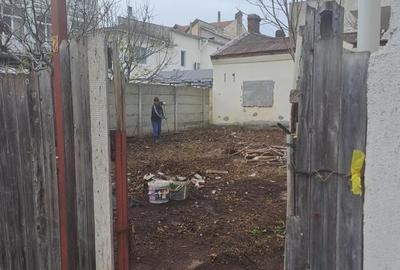 Ultracentral-Centru -Teren cu casa din caramida - 2