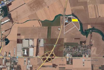 Teren Construcții intravilan de 10000 mp, în Sud