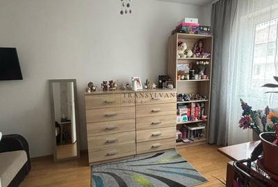 Apartament cu 2 camere semidecomandat, mobilat în Hipodrom 3