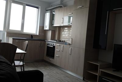 Inchiriez apartament 2 camere - 1