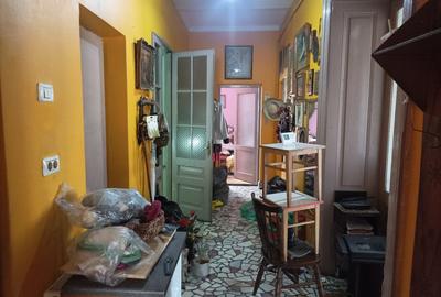 Casa 4 camere libera la vanzare zona Central - 12