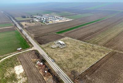 De vanzare teren 6900 mp Botosani-Hutani - 4