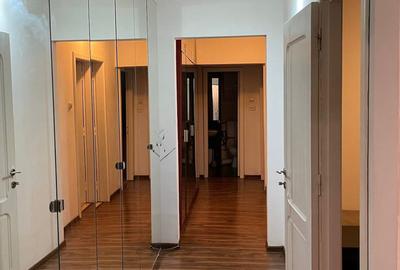 Apartament 3 camere langa metrou Gorjului cu vedere la bulevard!