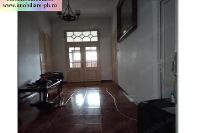 Casa de vanzare - zona Stadionul Ilie Oana - 1