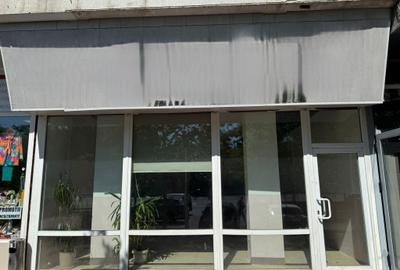 Spațiu comercial, 121.5 mp în Mihai Bravu