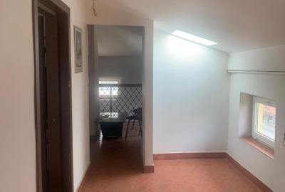 Vanzare  Cladire de  birouri  P+E1 teren 940mp - 5