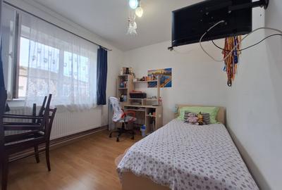 Apartament 2 camere, semidecomandat, 49 mp, zona Buziasului - 3