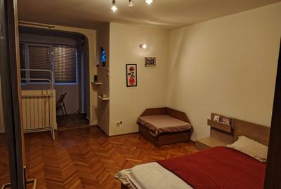 Garsonieră semidecomandată, mobilată în Drumul Taberei