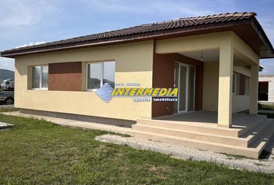 Casa Noua pe un nivel cu 4 camere cu terasa si toate utilitatile - 6