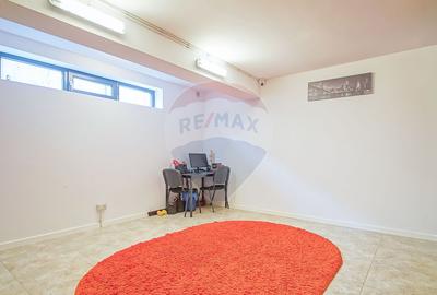 Casă premium cu 270 mp utili, 7 camere ,curte generoasă în Bartolomeu - 17
