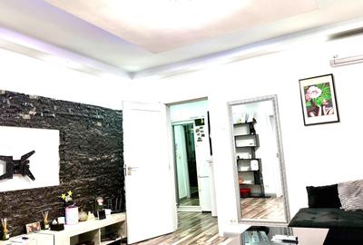 Apartament cu 2 camere semidecomandat în Titan