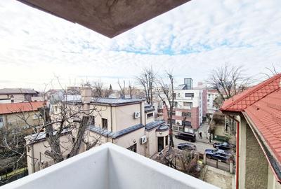 VANZARE APARTAMENT 4 CAMERE + BIROU + 3 DEPENDINTE - DOMENII/CASIN - 22