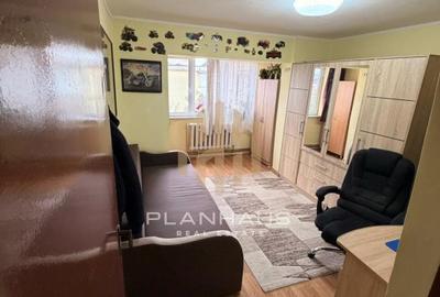 Apartament 2 camere –  decomandat, Str. Dobrogei, zona Teren atletism - 7