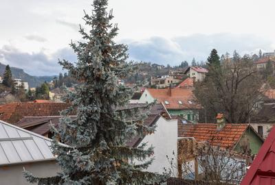 Casă deosebită de vânzare în centrul Brașovului - 50