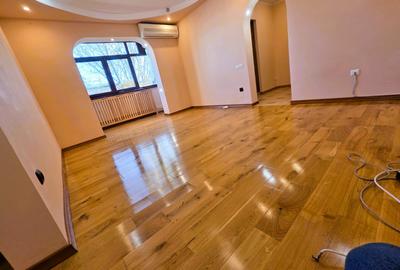 Apartament 3 camere cartier VEST - 64mp - 1