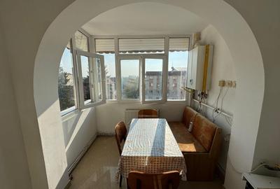 Apartament 3 camere 60 mp bloc 1980 central Filipesti de Padure! - 19