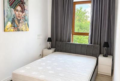 Apartament cu 2 camere semidecomandat, mobilat în Mihai Bravu
