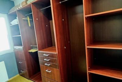 Apartament de 3 camere, 90 mp, 2 băi, dressing, balcon, zona Nicolae Titulescu - 10