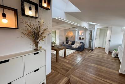 Apartament cu 4 camere semidecomandat, mobilat în Iancu Nicolae