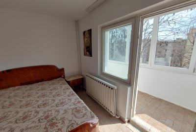 Vitan Mall strada Rarau - 18