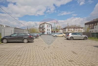 Apartament cu 3 camere de vânzare în zona Tractorul - 20