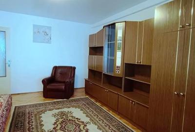 Apartament cu 3 camere in Racadau - 1