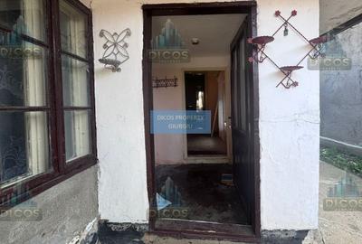 Casă de vânzare cu 3 camere - 11