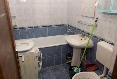 Ofer spre inchiriere apt. 2 camere, decomandat, cartier Zorilor, cu garaj. - 10