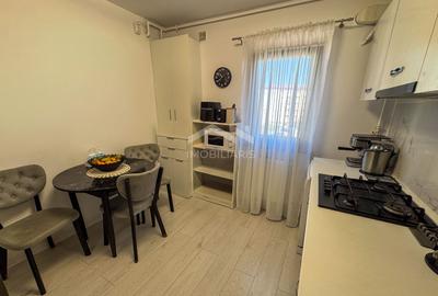 Apartament 3 camere de vanzare - modernizat 2024 - Poarta 6 - 11
