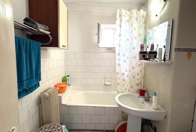 Apartament 3 camere 70mp zona Unitatea Militara 75.000eur neg - 10