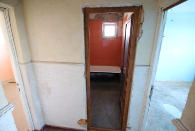 3 camere decomandate Micro 20, 71 mp - 57000€ - 8
