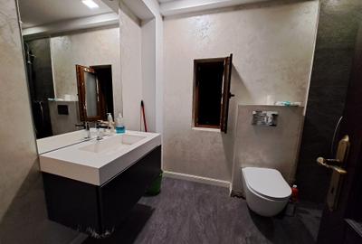 APARTAMENT 5 CAMERE CU SCARA INTERIOARA IN VILA - ANVELOPATA TERMIC ANUL CURENT - 54