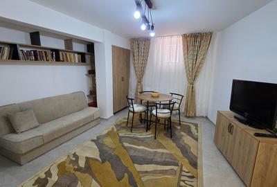 Inchiriez garsoniera renovata Demisol Piata Unirii - 1