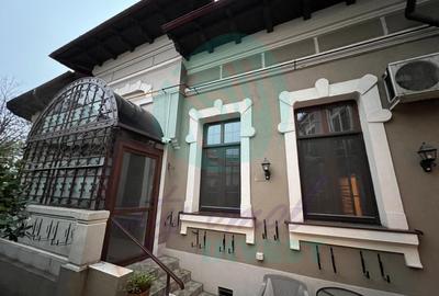 Casă individuală cu 4 camere în Unirii