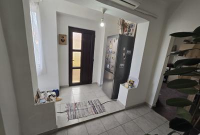 Casa tip parter in Carani - 5