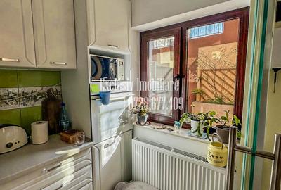 Casa cu 5 camere - centrala pe gaz si loc de parcare - zona Trocadero - 4
