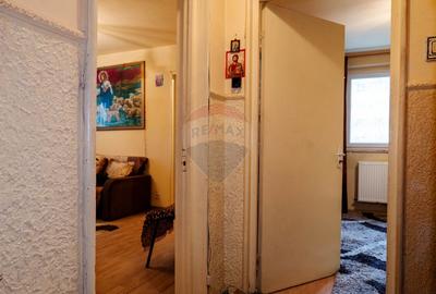 Vânzare apartament 3 camere,  zona Pantelimon - Liceul Lucian Blaga - 14