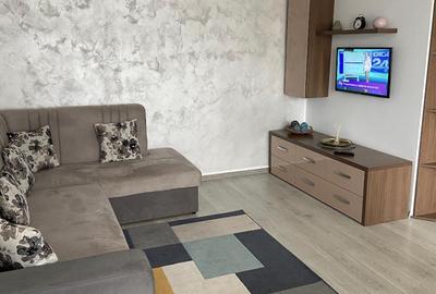 Apartament cu 2 camere decomandat, mobilat în Tomis Nord