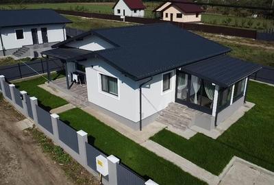 Casa cu 3 camere, 400mp, de vanzare in Miroslava-Ciurbesti. Comision 0 - 1