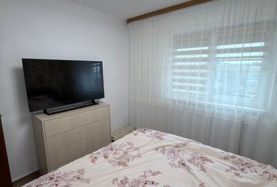 Apartament 3 camere la strada complet renovat - 9