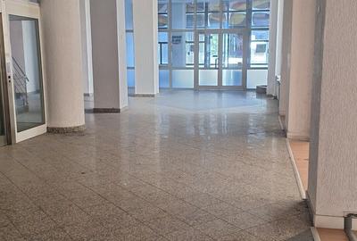 De vanzare Spatiu Comercial / Cladire de birouri - Sibiu Centru - 7