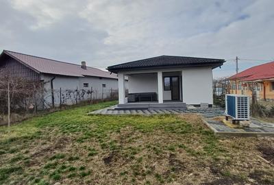 COMANA, Jud.GR, Casa parter, teren 500mp, mutare imediata - 5