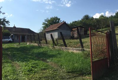 Vânzare teren intravila  2030 mp, cu casa demolabila,  în comuna Cojocna - 2