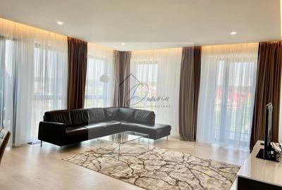 Apartament cu 4 camere decomandat, mobilat în Central