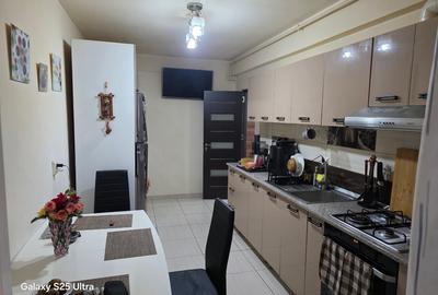 Apartament cu 2 camere decomandat în Prelungirea Ghencea