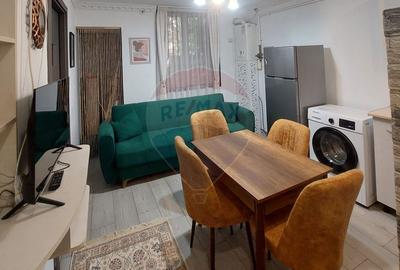 Apartament cu 3 camere de închiriat în zona Teiul Doamnei - 1