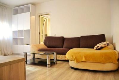Apartament cu 2 camere nedecomandat în Micro 4